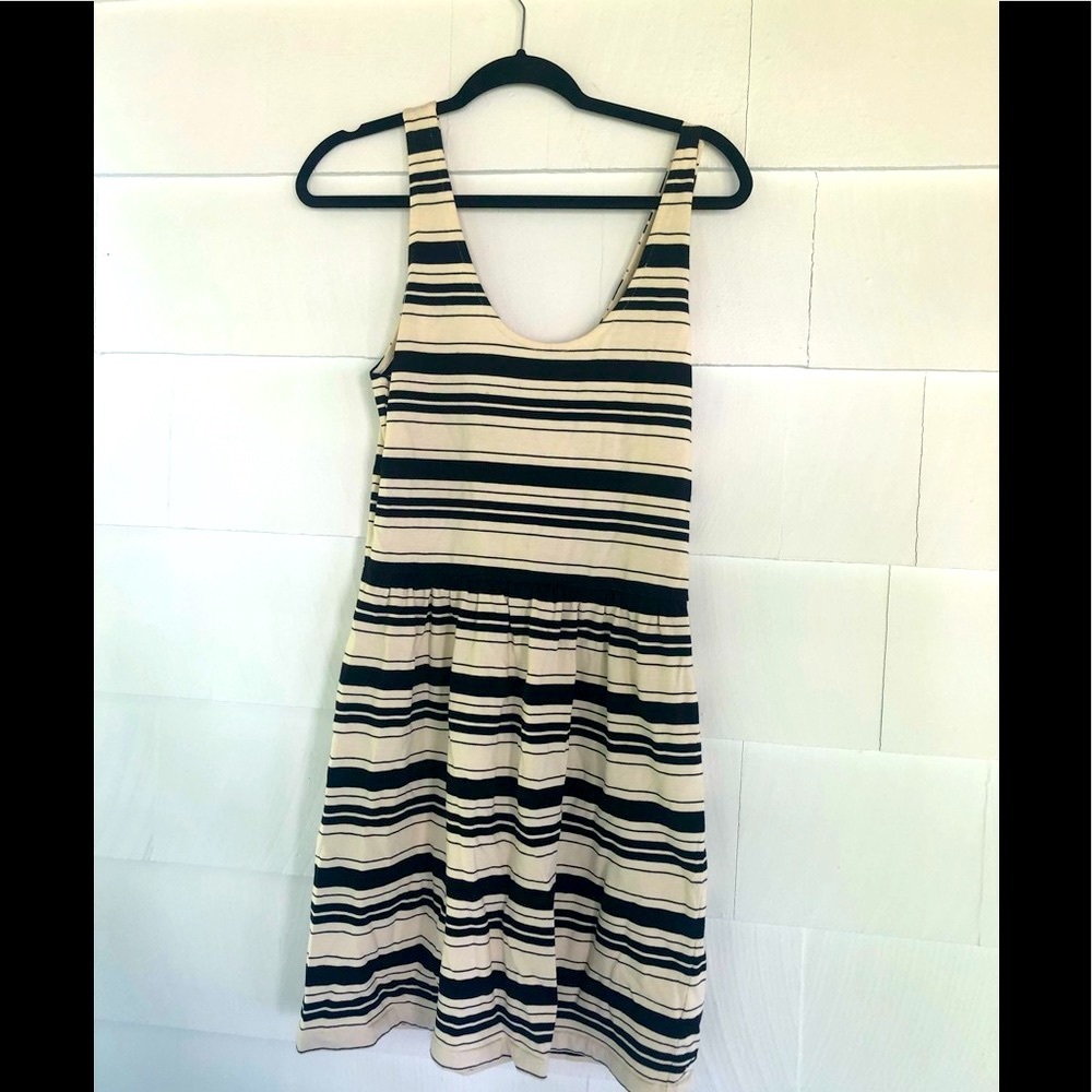 ⭐️NWT J.Crew Striped dress . Size Medium
